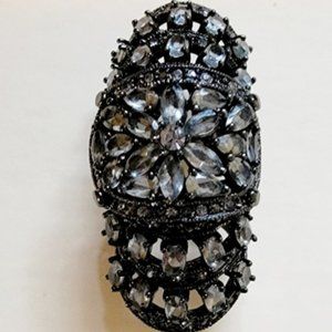 BCBG MAXAZRIA Armor Cocktail Filigree Finger Ring